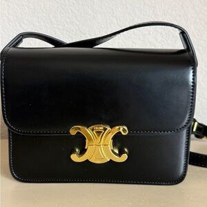 Triomphe Black Leather Shoulder Bag